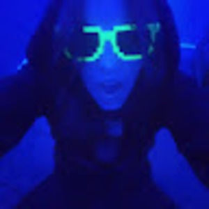 Meet your Posher, Lucy